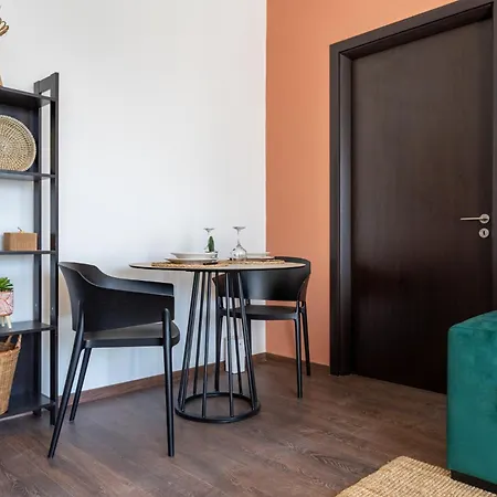 Harbor In * Ларнака