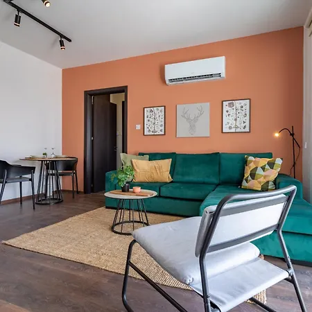 Harbor In Apartament Larnaca